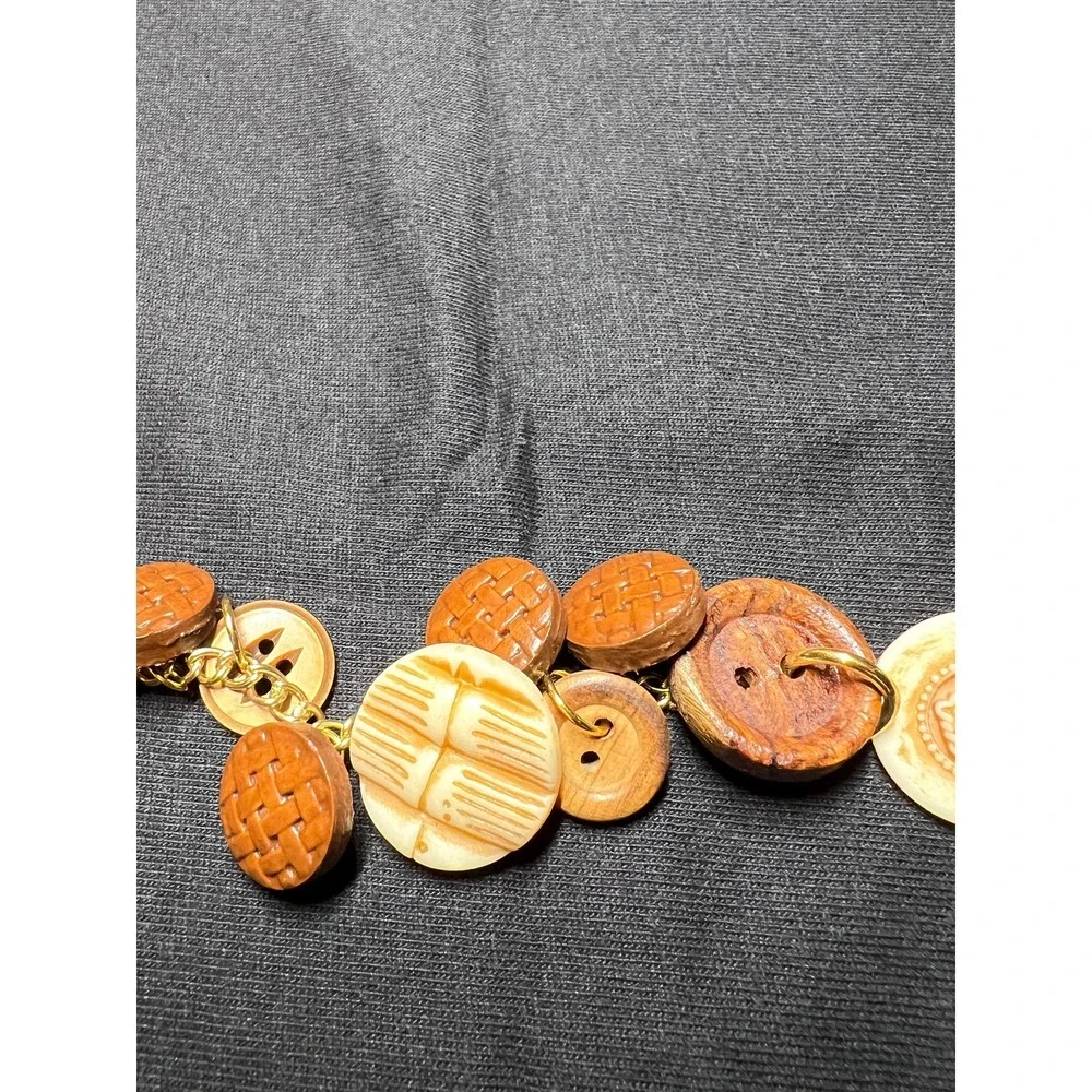 Vintage Button Charm Bracelet: Brown and Cream Colored Buttons - 8 Inch - Picture 7 of 9